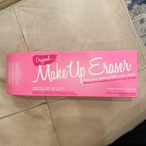The Original MakeUp Eraser® Makeup Remover Cloth